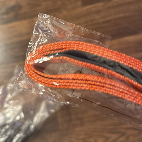 Deluxe Orange Reflective Leash. NWOT - Picture 4 of 4
